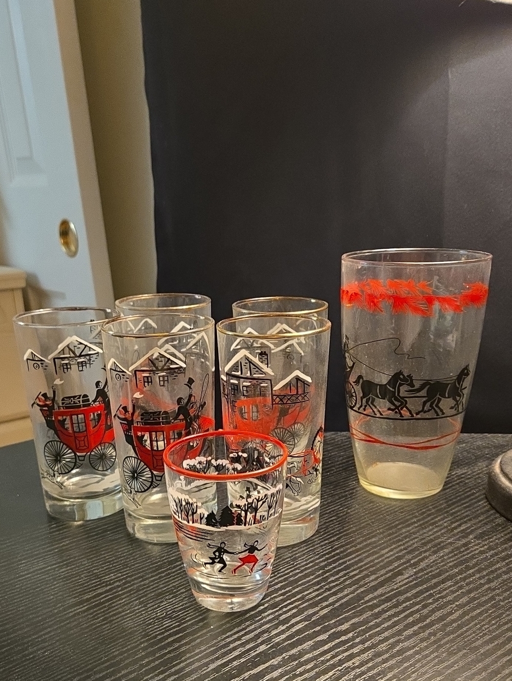 7 Vintage Style Red and Black Holiday Glassware Set